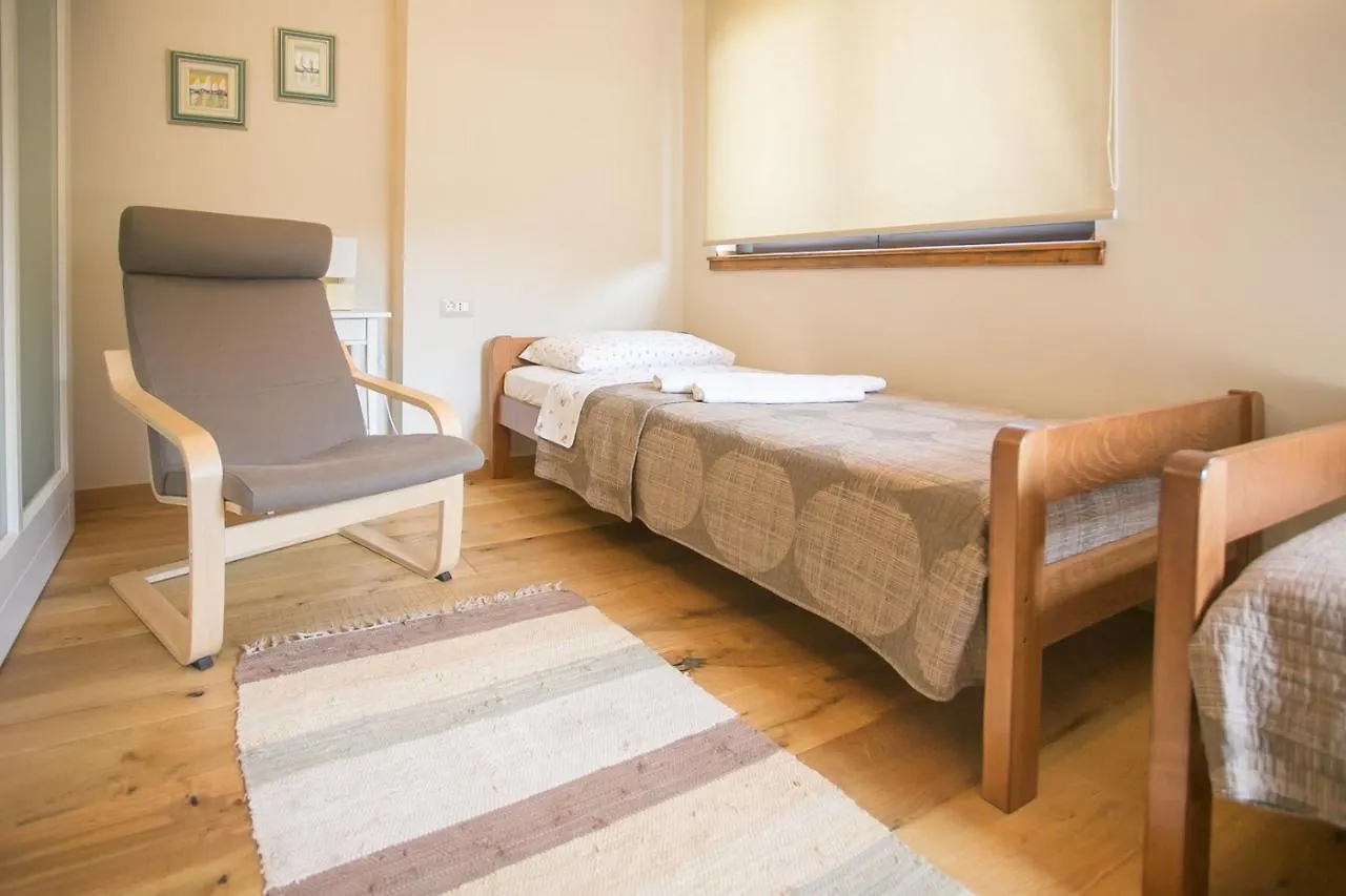 Comfortable Villa Marinela With Pool And Garden Tar-Vabriga